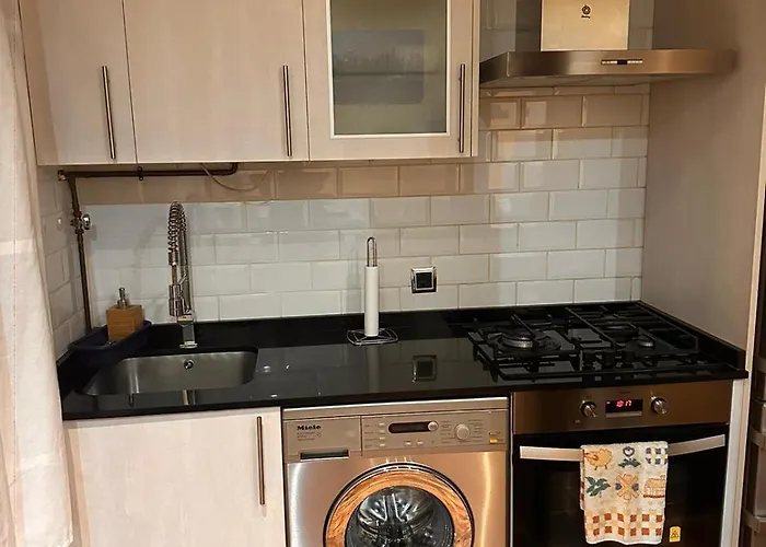 Casa Centrica, En Barrio Bohemio